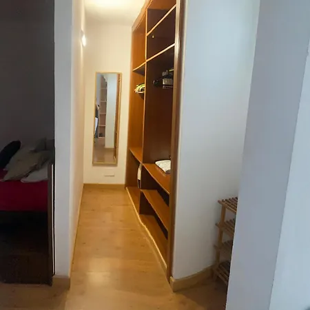 Loma Apartment *